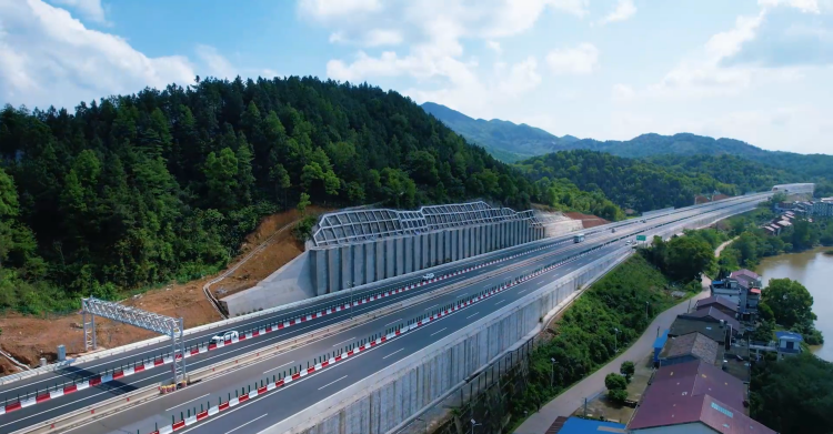 20250715149707.png K985+000¿¹»¬×®¶Î.png