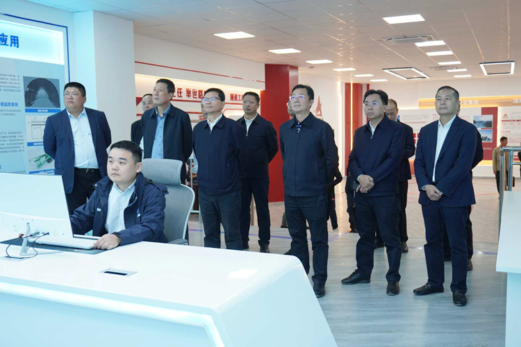 20251027559843.jpg bc5451b2c4ecb0109cba411d84722474_¸±±¾.jpg